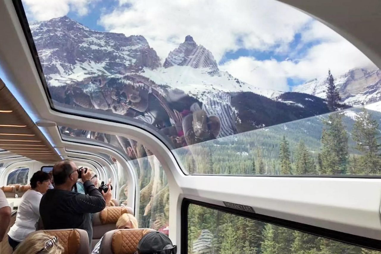 El tren de cristal Rocky Mountaineer en Canadá ofrece las vistas más